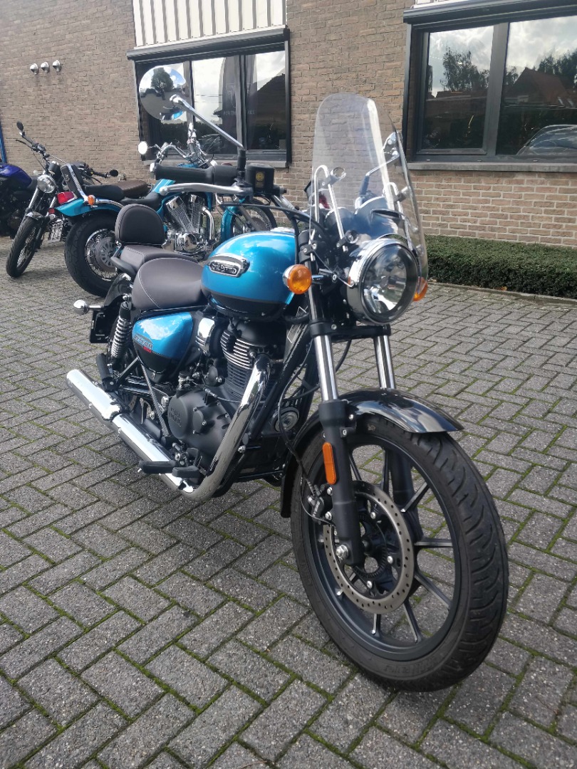 2022_RoyalEnfield_Meteor