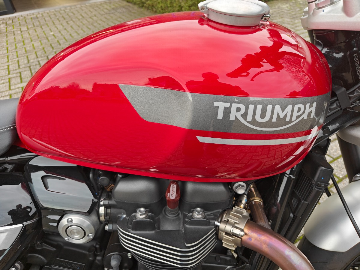 2023_Triumph_SpeedTwin1200